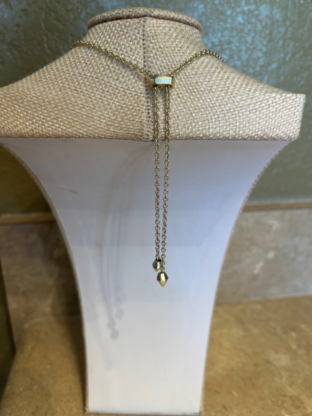 Kendra Scott Gold Adjustable Beaded Women's Necklace - Elegant Everyday Layering - Picture 2 of 3